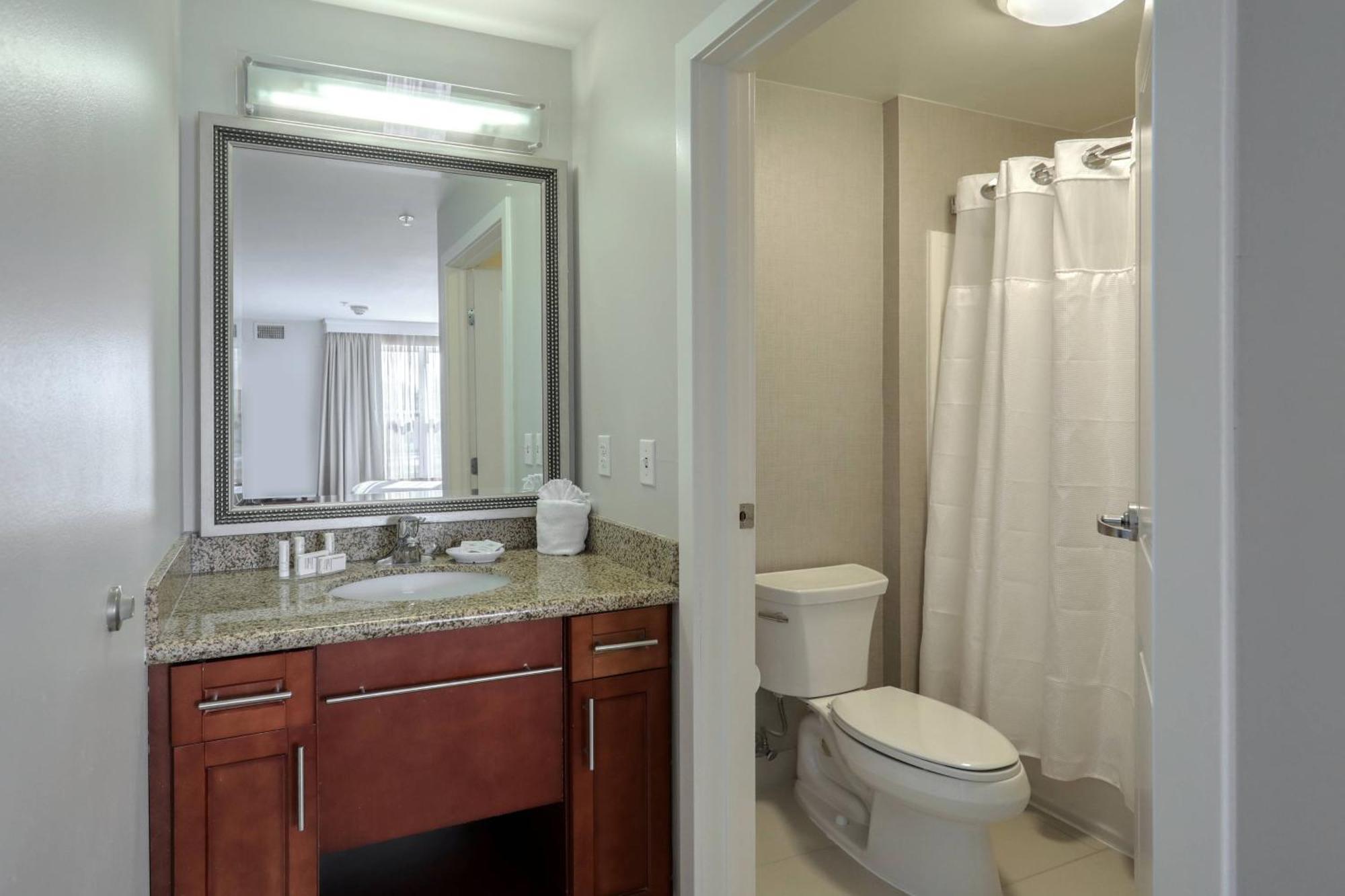 Residence Inn By Marriott Woodbridge Edison/Raritan Center Εξωτερικό φωτογραφία